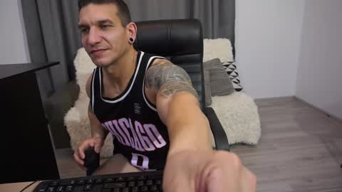 Snapshot of sebhastian2222 chatting on December 2025 11:08:01 AM Lucian online show from December 2025 11:08:01 AM