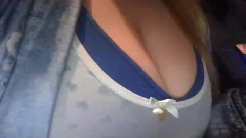 Sunny online show from April 2026 02:51:02 AM