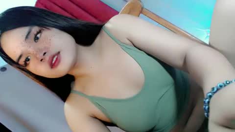 kwen online show from December 2025 04:58:02 PM