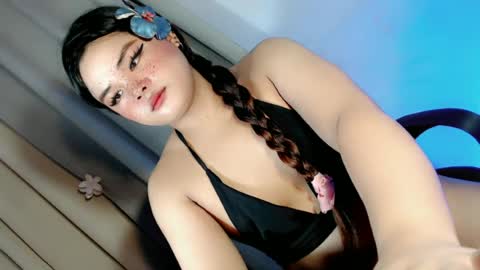 kwen online show from June 2026 04:50:02 PM