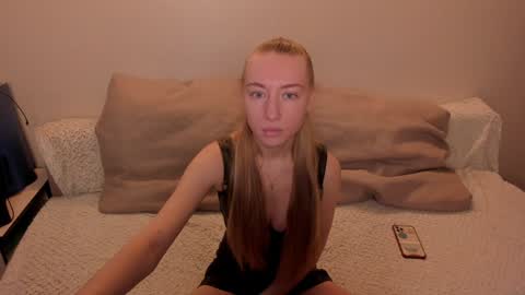 Snapshot of secret_dreams_ chatting on December 2024 09:03:01 AM Amanda and pair in a real life we love each other but can play with you online show from December 2024 09:03:01 AM
