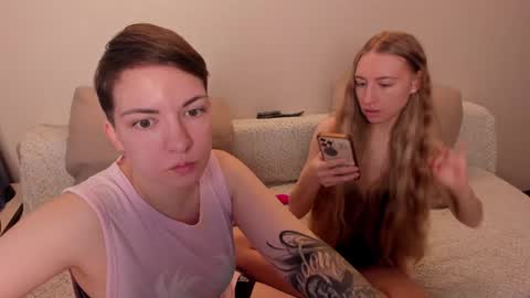 Snapshot of secret_dreams_ chatting on December 2024 08:31:02 AM Amanda and pair in a real life we love each other but can play with you online show from December 2024 08:31:02 AM