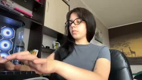 secret_vanilla_ online show from July 2026 12:22:02 PM