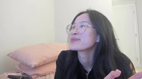 Angela online show from March 2025 10:02:01 AM