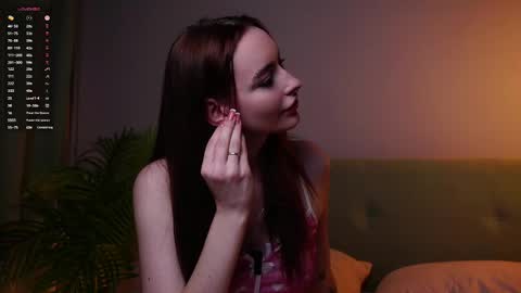 Snapshot of secrethustle chatting on March 2026 01:51:01 PM Lily online show from March 2026 01:51:01 PM