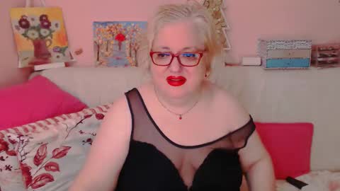 Snapshot of secretloverbbw chatting on October 2025 07:26:02 PM Alice online show from October 2025 07:26:02 PM