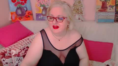 Snapshot of secretloverbbw chatting on December 2025 08:26:01 PM Alice online show from December 2025 08:26:01 PM
