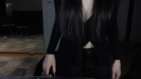 Sara online show from March 2026 08:38:02 PM