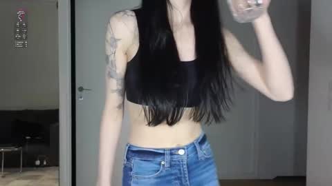 Sara online show from March 2026 08:58:02 PM