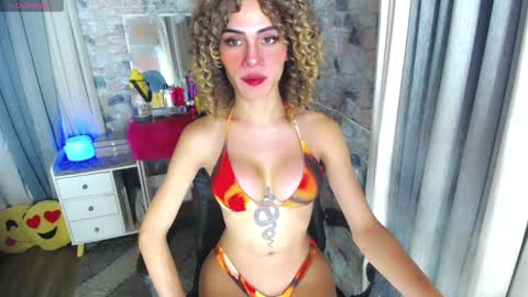 Snapshot of seduction_of_medusaxx chatting on January 2025 02:10:01 AM Medusa online show from January 2025 02:10:01 AM