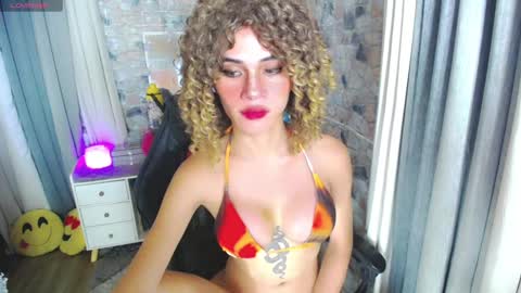 Snapshot of seduction_of_medusaxx chatting on January 2025 03:47:01 AM Medusa online show from January 2025 03:47:01 AM