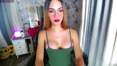 Snapshot of seduction_of_medusaxx chatting on January 2025 02:53:01 PM Medusa online show from January 2025 02:53:01 PM