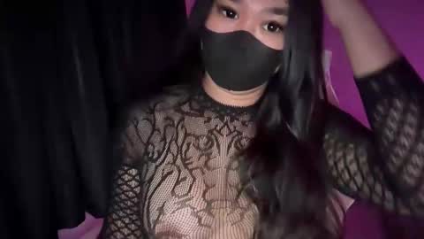 Snapshot of seductive_athenaxx chatting on November 2025 05:45:02 PM Athena online show from November 2025 05:45:02 PM