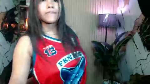 Snapshot of seductive_elle chatting on October 2025 01:33:02 PM ellie online show from October 2025 01:33:02 PM