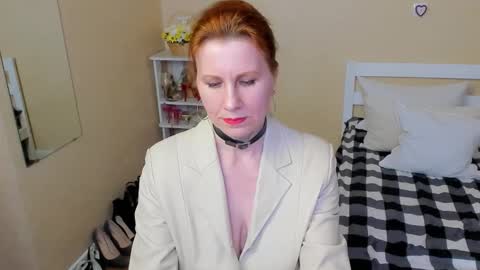 seductive_foxy_ online show from November 2025 09:41:02 AM
