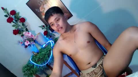 Snapshot of seductive_maxxx chatting on June 2026 09:45:02 AM Max online show from June 2026 09:45:02 AM
