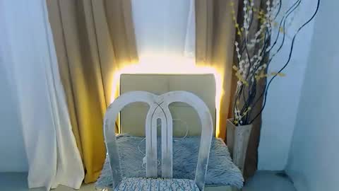 Snapshot of seductive_nicki chatting on November 2025 10:43:02 PM seductive_nicki online show from November 2025 10:43:02 PM