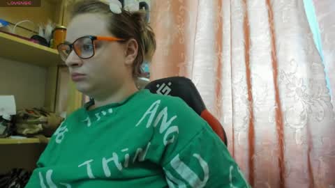 Snapshot of seductive_she_wolf chatting on April 2026 03:09:01 PM seductive_she_wolf online show from April 2026 03:09:01 PM