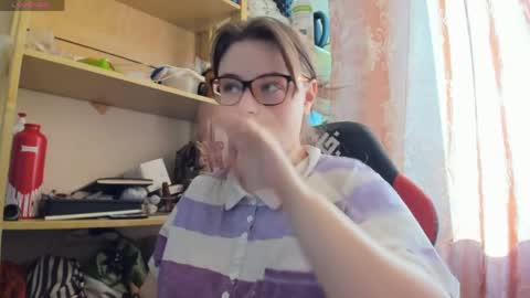 Snapshot of seductive_she_wolf chatting on April 2026 02:54:01 PM seductive_she_wolf online show from April 2026 02:54:01 PM