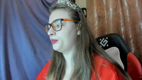 Snapshot of seductive_she_wolf chatting on April 2026 06:25:01 PM seductive_she_wolf online show from April 2026 06:25:01 PM