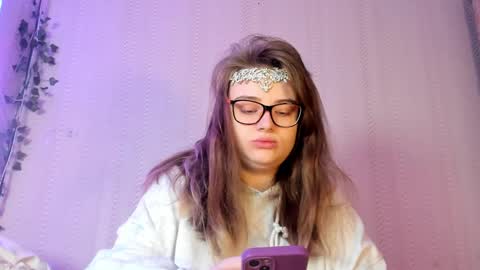 Snapshot of seductive_she_wolf chatting on May 2026 06:52:01 AM seductive_she_wolf online show from May 2026 06:52:01 AM
