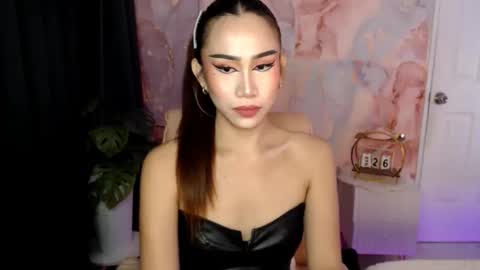 Snapshot of seductive_vana chatting on March 2026 01:33:02 AM Vanessa online show from March 2026 01:33:02 AM