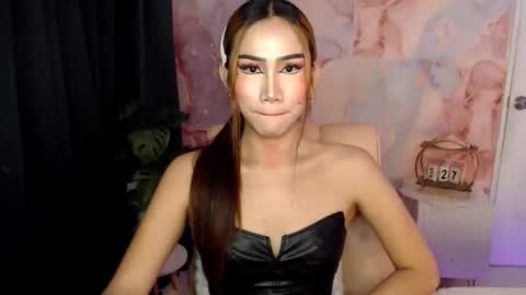 Snapshot of seductive_vana chatting on March 2026 01:44:02 AM Vanessa online show from March 2026 01:44:02 AM