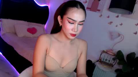 Vanessa online show from May 2026 06:15:02 PM