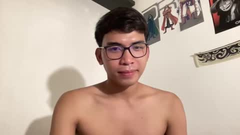 Snapshot of seductive_william chatting on February 2025 12:57:02 PM William online show from February 2025 12:57:02 PM