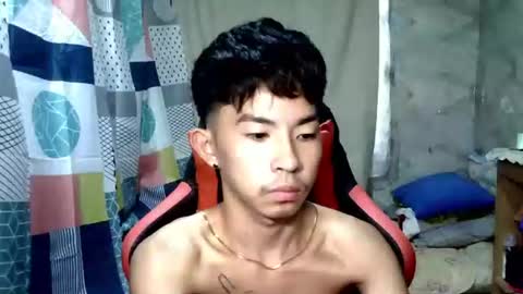 Snapshot of seductive_xianxxx chatting on October 2025 04:12:02 AM seductive_xianxxx online show from October 2025 04:12:02 AM