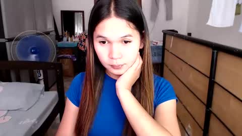 Snapshot of seductivemegoftheworld_ chatting on June 2026 05:07:01 AM MEG online show from June 2026 05:07:01 AM