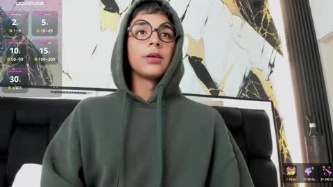 Snapshot of seductivo_jr chatting on February 2026 04:57:02 AM seductivo online show from February 2026 04:57:02 AM