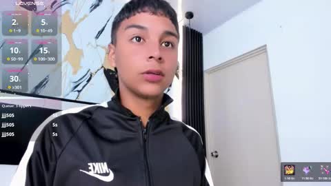 Snapshot of seductivo_jr chatting on March 2026 05:57:01 AM seductivo online show from March 2026 05:57:01 AM