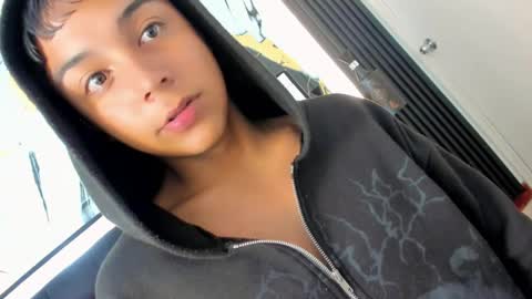 Snapshot of seductivo_jr chatting on March 2026 01:00:01 PM seductivo online show from March 2026 01:00:01 PM