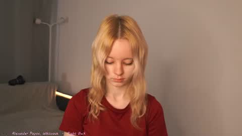 See Its honey bunny  im Lana online show from July 2026 04:23:02 PM