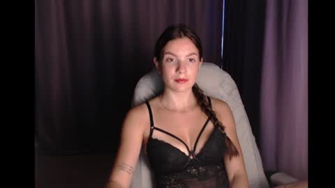 Emily online show from June 2026 07:54:02 AM