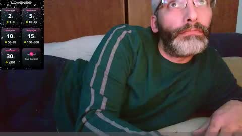 Snapshot of seewolf1000 chatting on December 2024 08:39:02 PM seewolf1000 online show from December 2024 08:39:02 PM