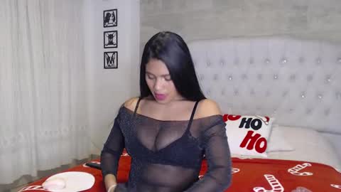 Snapshot of seleena__ chatting on January 2025 03:55:01 AM seleena__ online show from January 2025 03:55:01 AM