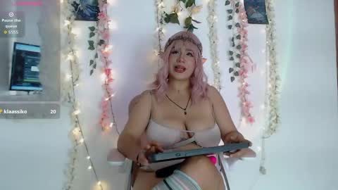 Snapshot of selen_extasis chatting on May 2026 07:09:02 PM Selen online show from May 2026 07:09:02 PM