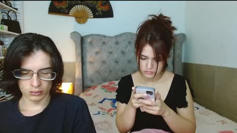 Snapshot of selena_and_andress chatting on April 2026 03:40:02 AM Selena Andress online show from April 2026 03:40:02 AM