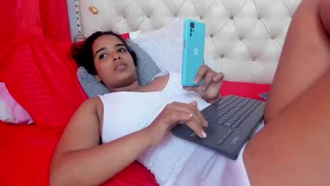 selena_beautyy online show from May 2026 07:00:02 PM
