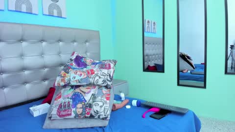 Snapshot of selena_castillo chatting on January 2025 06:11:01 AM Selena online show from January 2025 06:11:01 AM