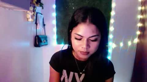 selena_fox2000 online show from April 2026 01:42:02 AM