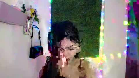 selena_fox2000 online show from April 2026 12:51:02 PM