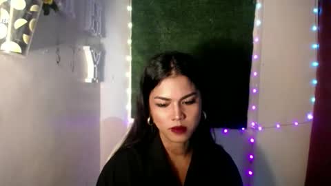 selena_fox2000 online show from May 2026 10:31:01 AM