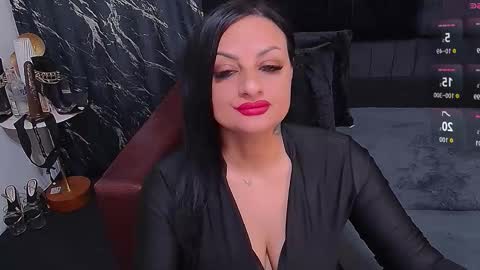 Selene online show from March 2026 05:13:02 AM