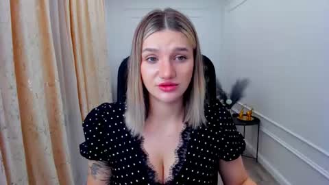 selenaemoore online show from June 2026 03:51:02 AM