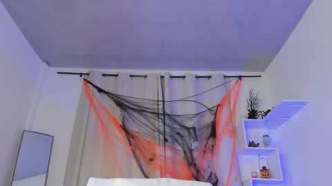 Snapshot of selenafox_0 chatting on October 2025 02:04:02 AM selenafox online show from October 2025 02:04:02 AM