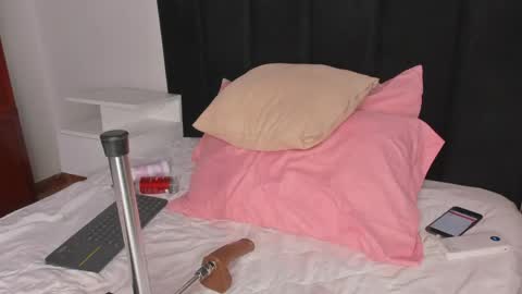  Selena  online show from April 2026 12:34:01 AM