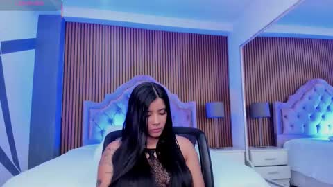 selenastonne online show from October 2025 08:46:02 PM